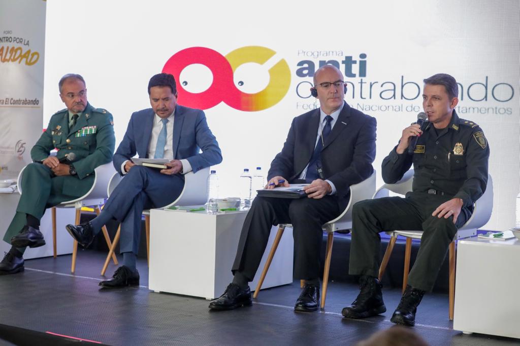 Expertos internacionales se reunen en Pasto para debatir sobre contrabando