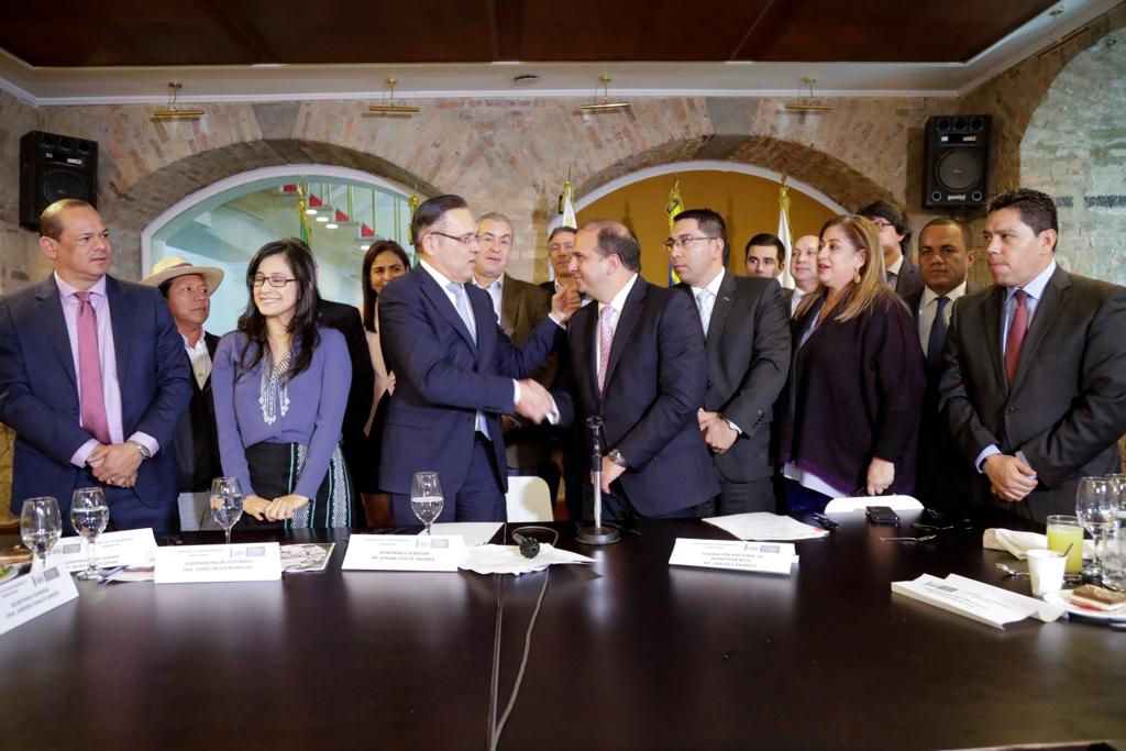 La FND y gobernadores del país celebran creación de la RAP Amazonía